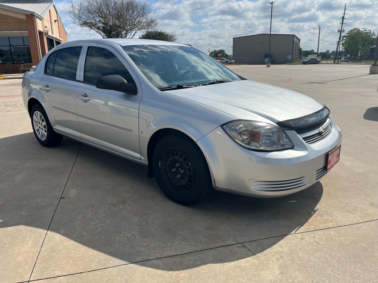 2009 SILVER /black Chevrolet Cobalt LS Sedan (1G1AS58H697) with an 2.2L L4 DOHC 16V engine, 4-Speed Automatic Overdrive transmission, located at 14700 Tomball Parkway 249, Houston, TX, 77086, (281) 444-2200, 29.928619, -95.504074 - Photo#0